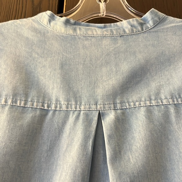 Very J long sleeved light blue, longer top with lacing on the sides. Size Small - Picture 7 of 11